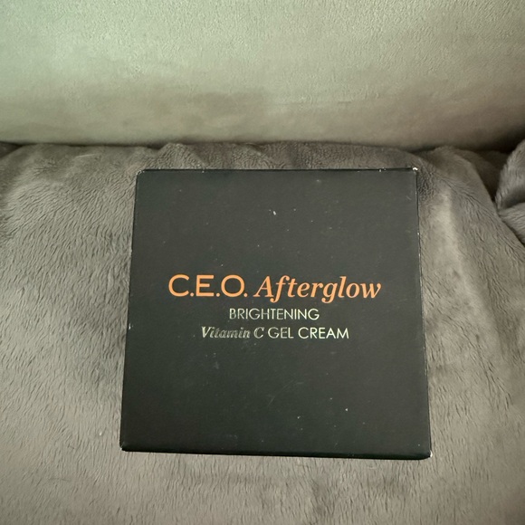 NIB Sunday Riley C.E.O. Afterglow Brightening Cream - 1.7oz - Picture 3 of 4